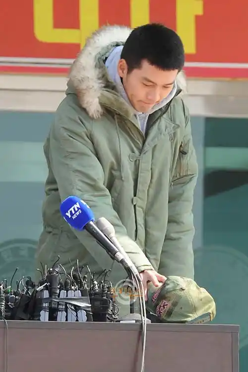 玄彬宋慧乔宣布分手:他们的世界谁人能懂