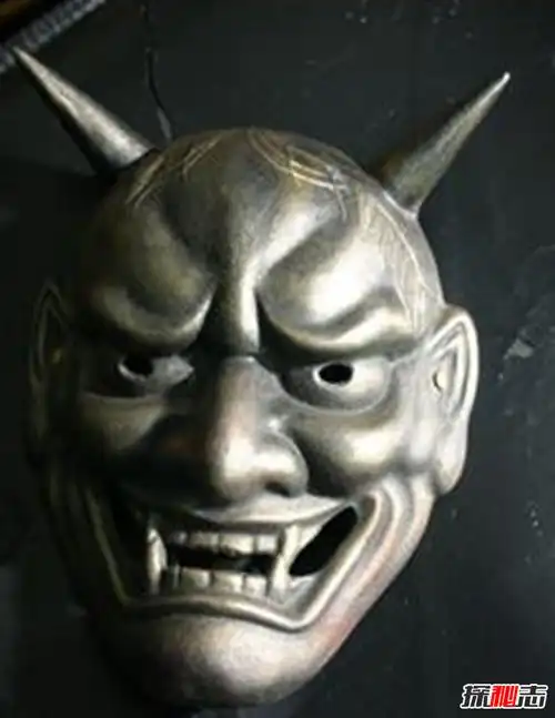 面目狰狞夜叉鬼模样
