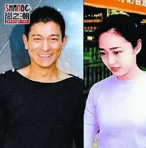 当初拼命工作的刘德华对初恋女友许下5年之约,而等来的却是女友的婚讯