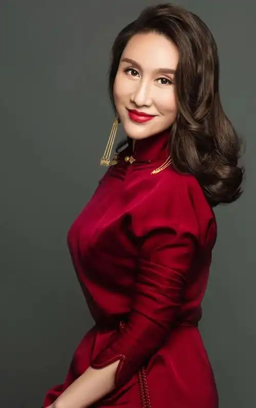 歌曲推荐乌仁其木格演唱经典蒙古族民歌四海