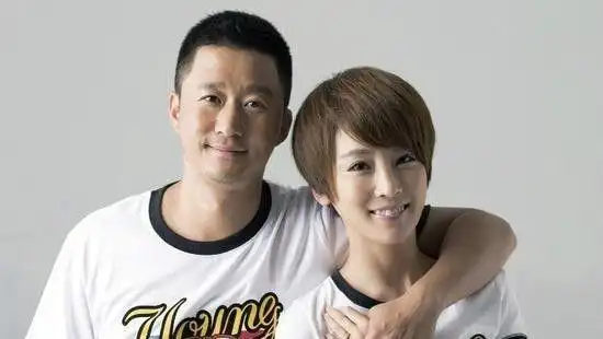 吴京老婆拒生二胎给出了这3个理由句句扎心