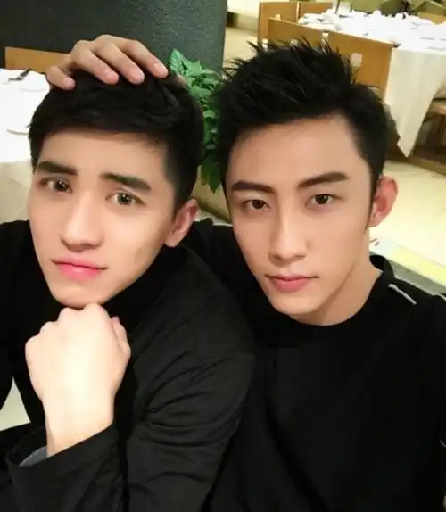 海因黄景瑜许魏洲