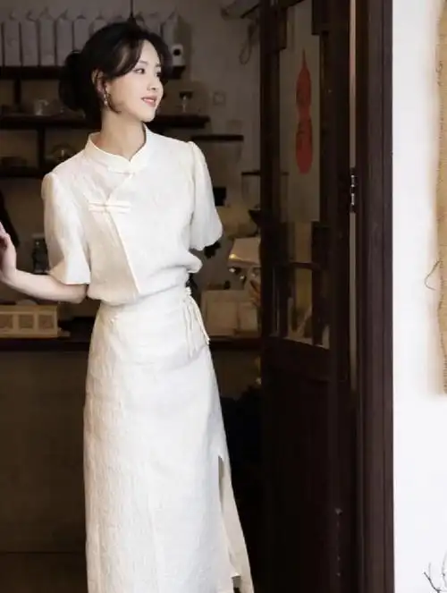 新中式穿搭让传统与时尚完美碰撞泰裤辣