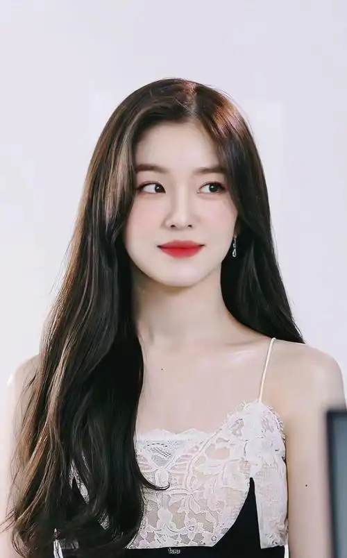 四代神颜裴珠泫