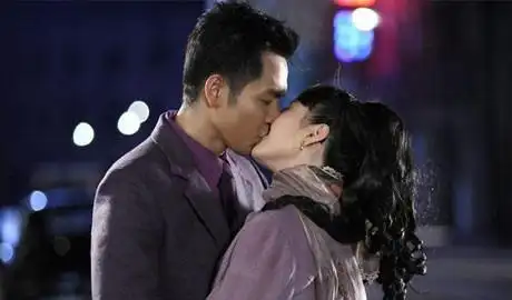 钟汉良为什么老是舌吻 钟汉良舌吻太厉害被他吻过的女明星都有谁