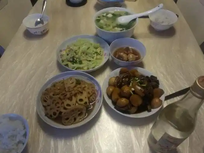 晚餐实拍:二线城市一个普通小家庭的日常饭菜