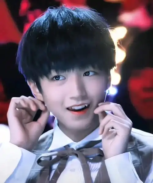 王俊凯早期照片