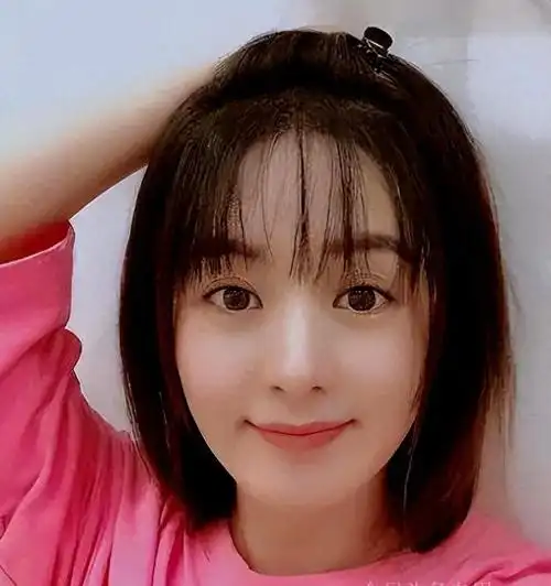 娱圈再爆四个大瓜,刘德华过生日,赵丽颖否认怀孕,王菲去瑞士