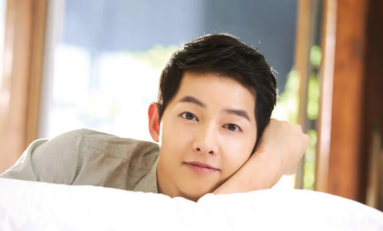 宋仲基方承认新恋情 :请用温暖的眼神看待两人的相遇,是不是有点意难