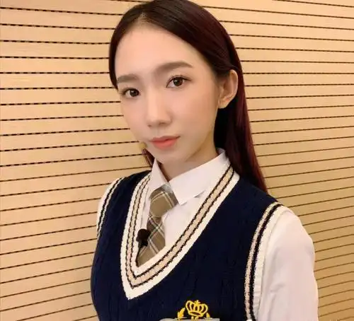 火箭少女成团三年成员粉丝数排名孟美岐吴宣仪破两千万倒数的三名是