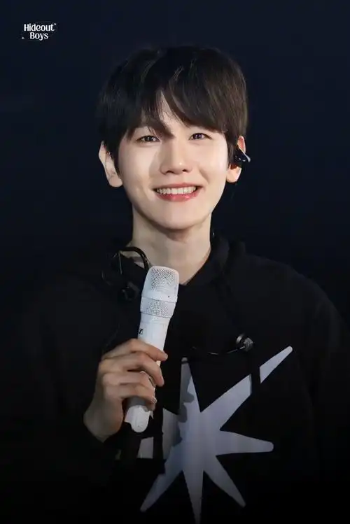 【hideoutboys】伯贤亚巡演唱会 lonsdaleite> in 首尔 高清2p 甜甜甜