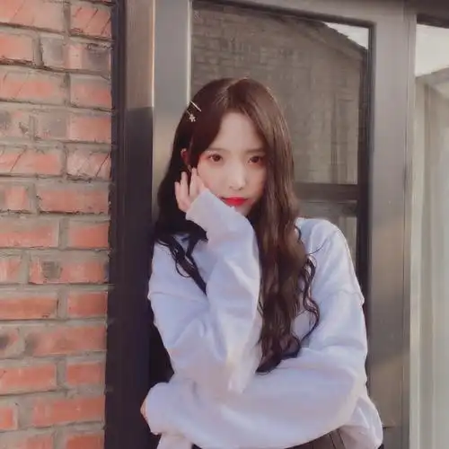 硬糖少女303丨nene郑乃馨