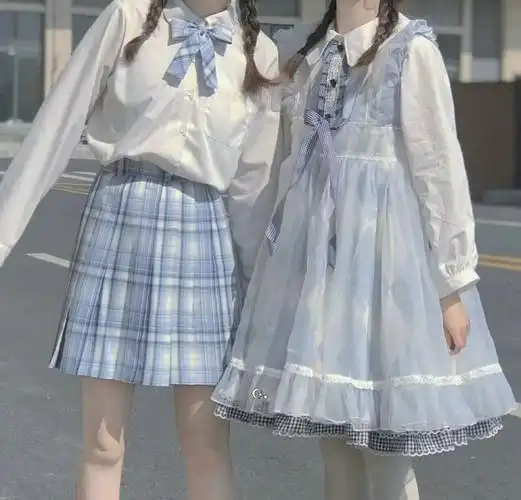 不露脸女生闺蜜头像:这个秋天奶茶分你一杯/闺蜜头像_腾讯新闻