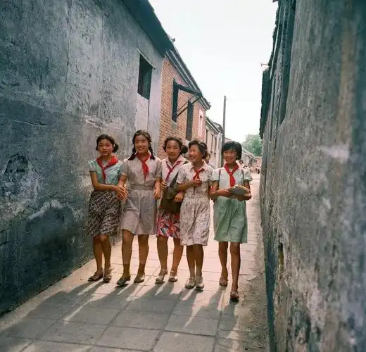 怀旧80后童年老照片(80年代记忆100张老照片) - 扒车喵