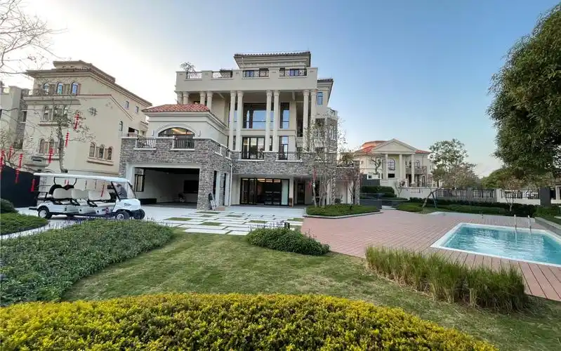 恵州房地产新春暴雷数千万独栋庄园别墅降至1400万楼市深陷危机