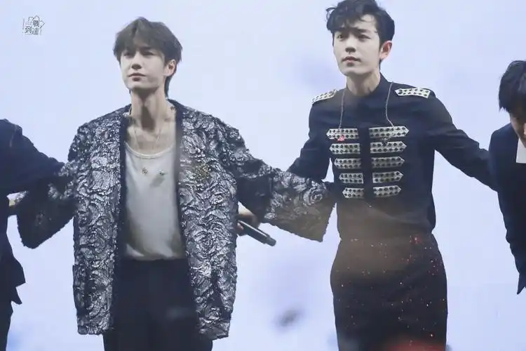 王一博 肖战 王肖 南京演唱会