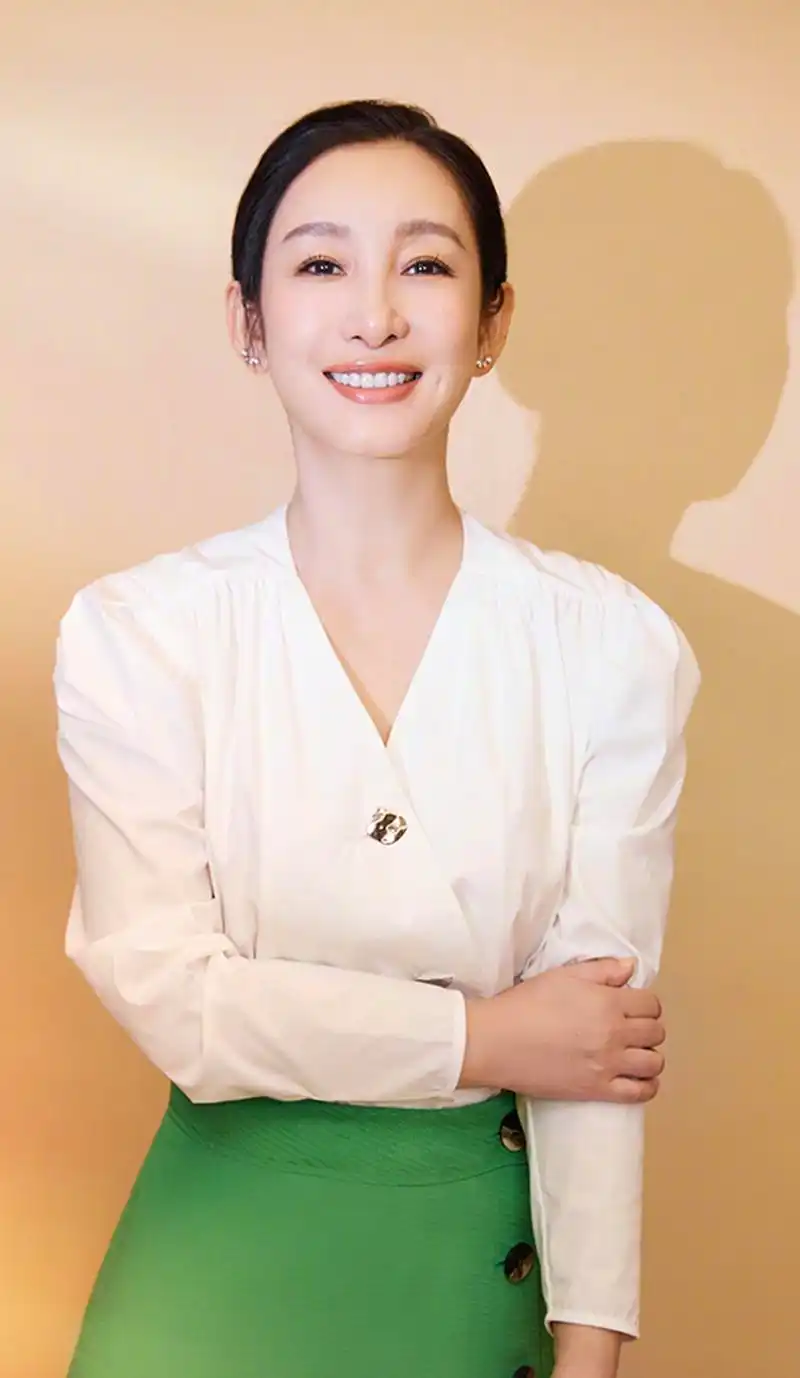 秦海璐高清写真美图,风姿绰约,优雅动人