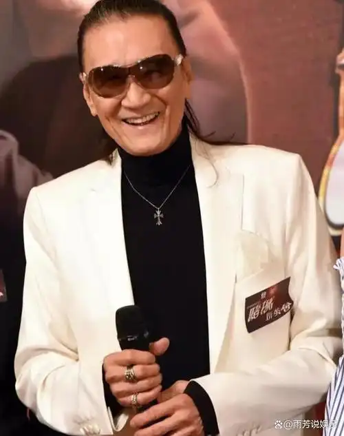 86岁谢贤再传喜讯?宝刀未老令人佩服,连儿子谢霆锋都自愧不如