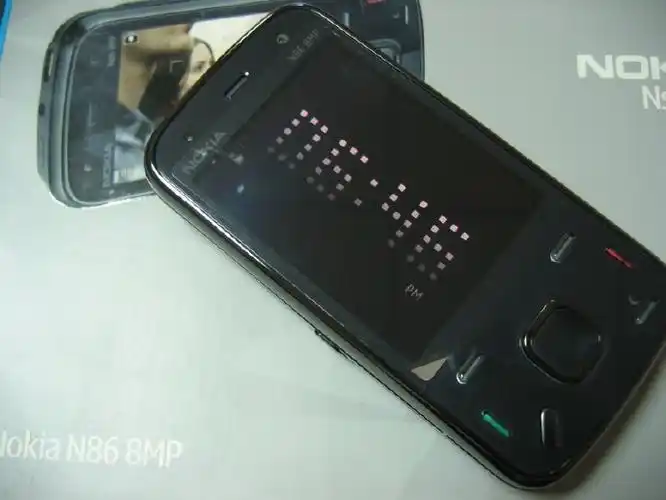 你的手机屏幕在室外够亮吗