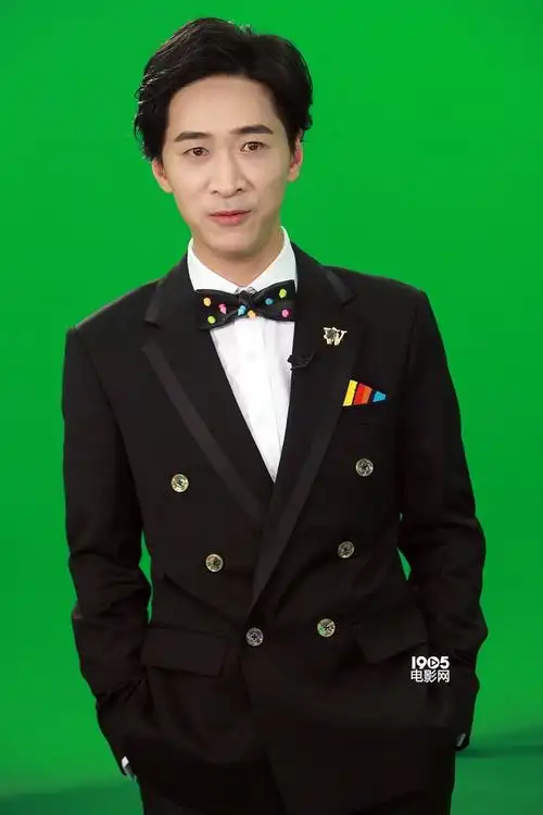 "废柴兄弟"王宁修睿 上演"发条城市"冒险之旅