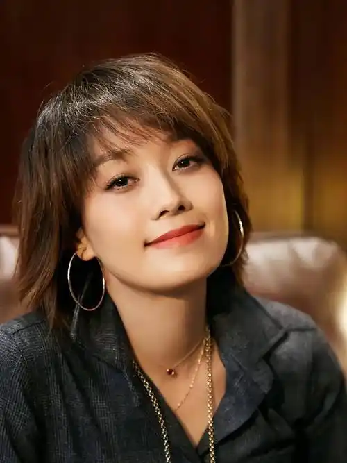 "曾火遍全国,现毫无音讯"的6位女演员 ,张小斐上榜,她最可惜