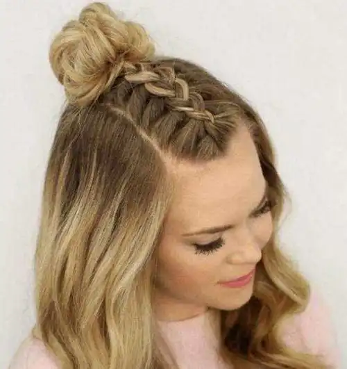 头顶也可以做的鱼骨辫,是不是很个性?