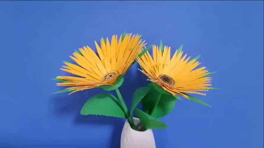 手工制作#彩色卡纸做的太阳花,喜欢吗