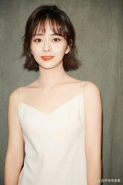 谭松韵,一个名字,传奇.