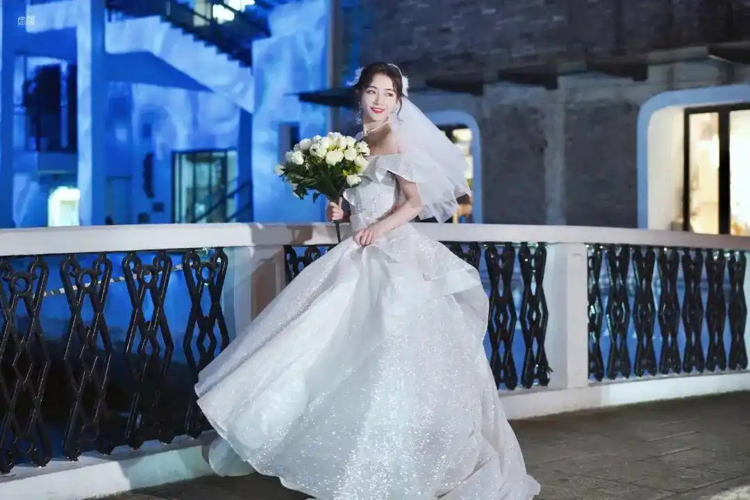 爱豆头像&壁纸:kiki许佳琪婚纱造型高清图片