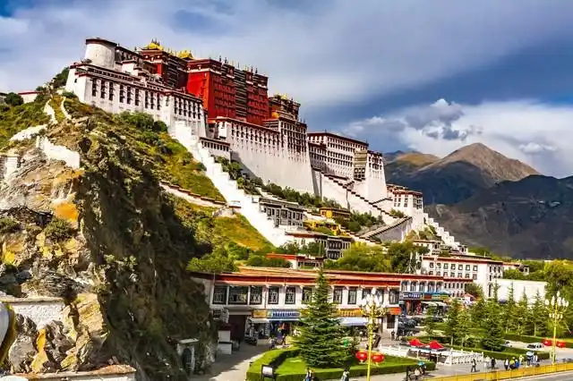 国内景点排行榜前20名(意境最美的20个旅游景点)