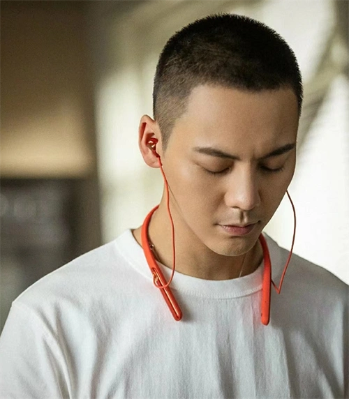 都说寸头是检验帅哥的唯一标准,若是满分100分的话,给李现打满分不为