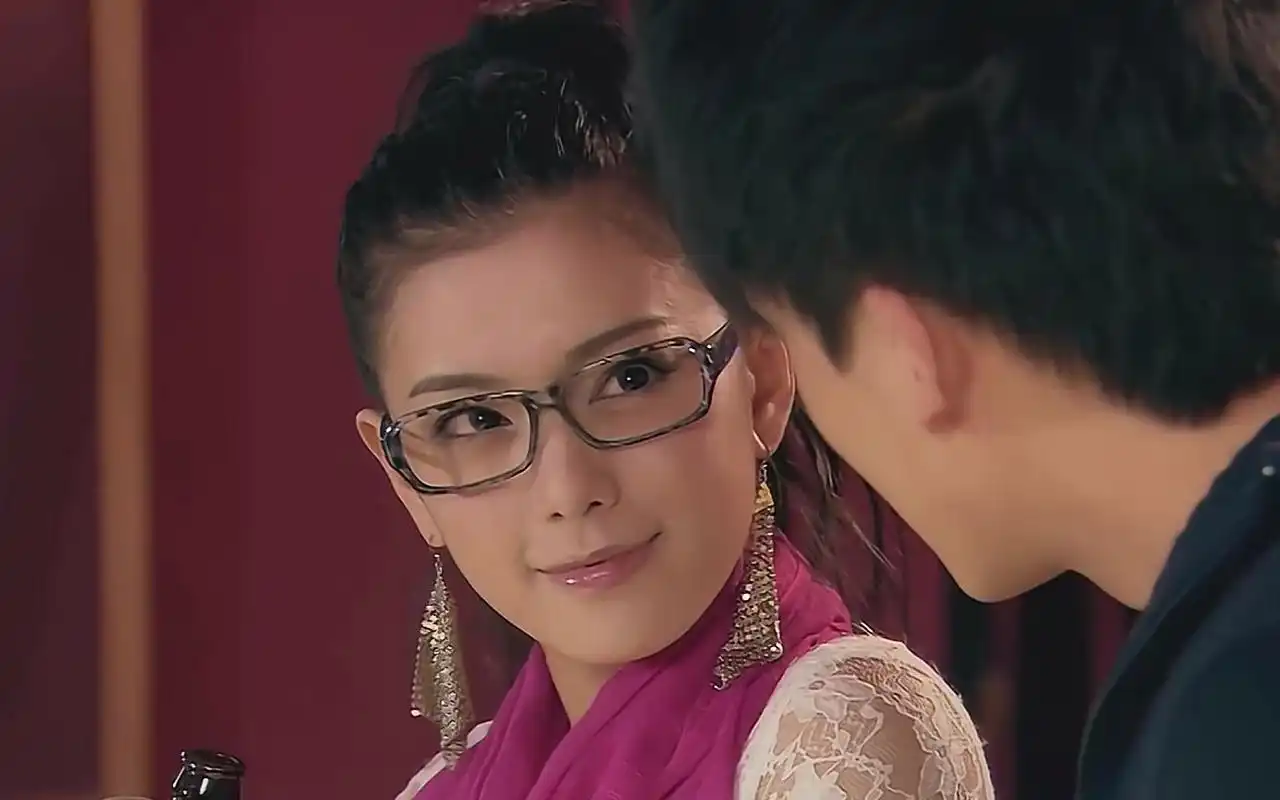 《爱情公寓》里水泥面膜的剧情是第几集?