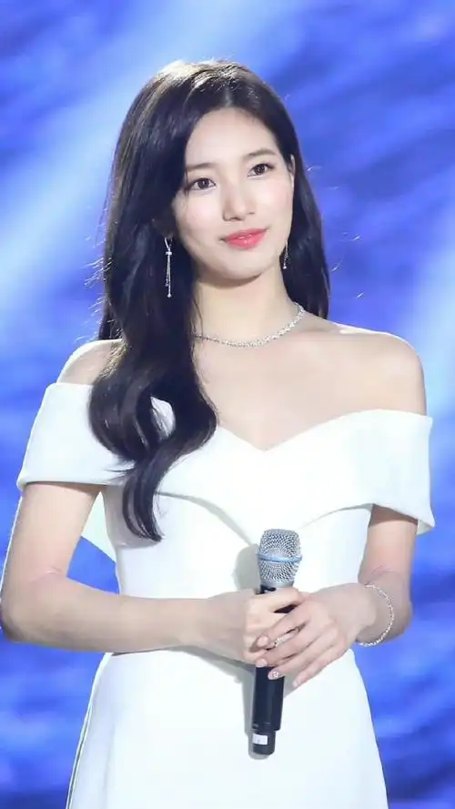 流水的百想 铁打的秀智##裴秀智第九年当百想主持人##第60届百想沂貂