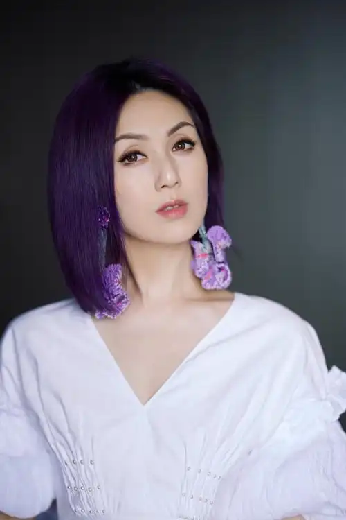 杨千嬅代言费杨千嬅平面代言多少