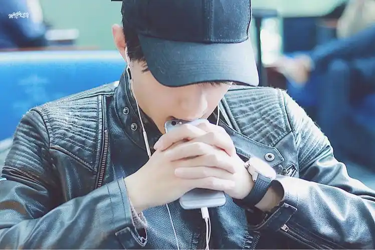 肖战机场照 - 堆糖,美图壁纸兴趣社区