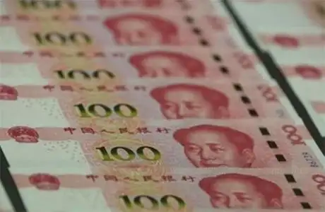 点钞机不识新版100元人民币上市流通遇尴