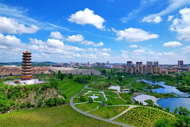 一定要来鹤岗跑次马拉松,这里的风光和小串绝了!