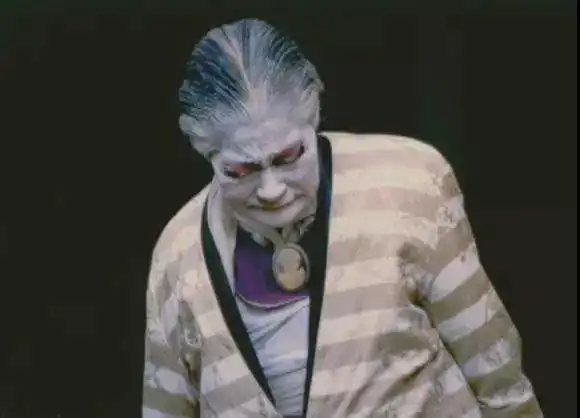 横滨玛丽:无数人心酸落泪的面具背后是一段伤痛史