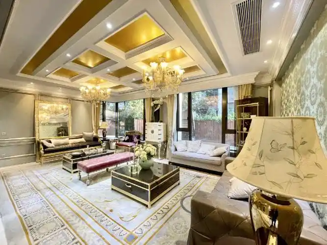 佘山板块372平精装别墅5房设计全网售卖