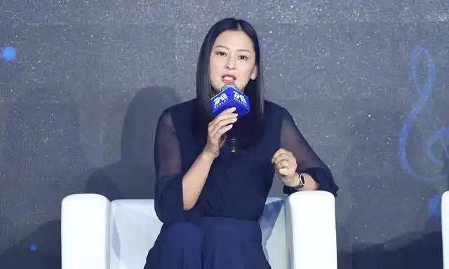 非诚勿扰黄澜的几张照片气质真是由内而生