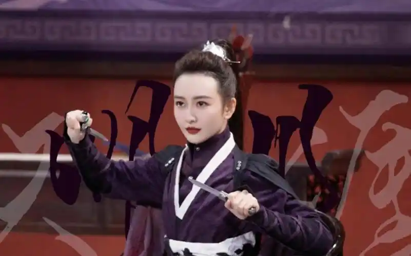 王鸥古装打戏◎醉里论道 醒时折花◎明月天涯