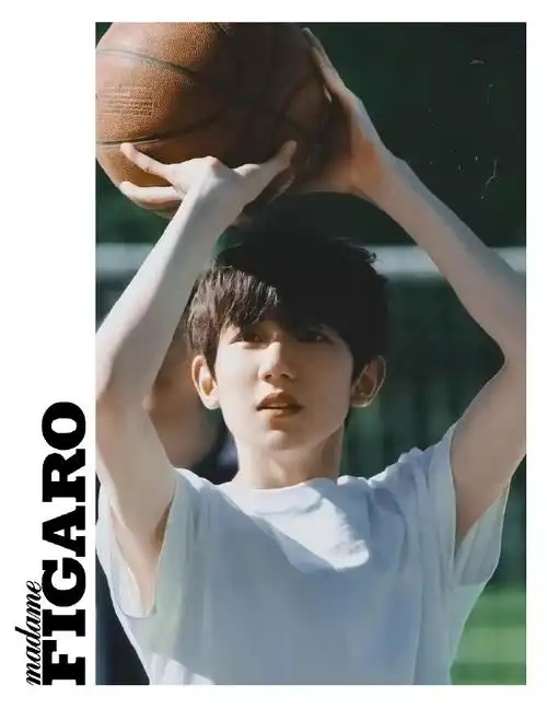 figaro衣橱##春季出街look##春夏球场穿搭#天气渐渐变暖,正是打篮球