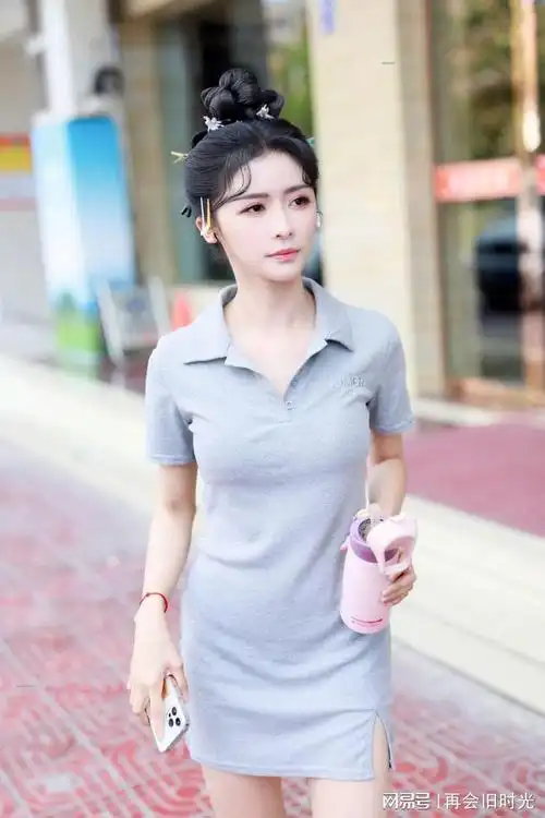 大马女神蔡卓宜饱满紧致身材有料网友紧身包臀裙秀美腿