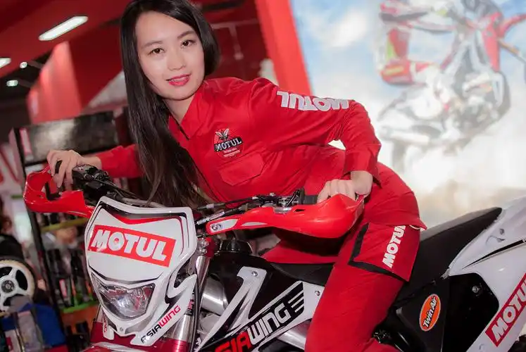 韩国ppl组合洗车妹热舞