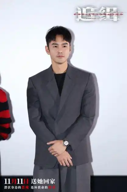 首映 张钧甯阮经天戏内戏外"相爱相杀"|模特|唐在扬|首映礼|游泳运动