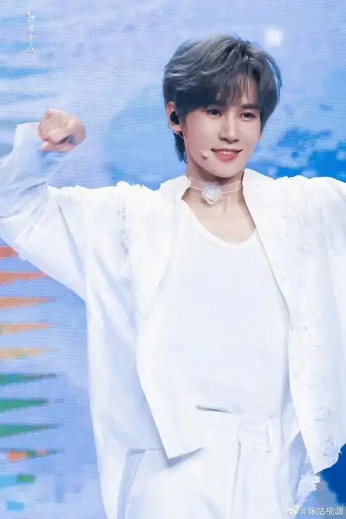 咪咕星鲜事##张真源新歌词曲钟易轩##张真源新歌蝴蝶