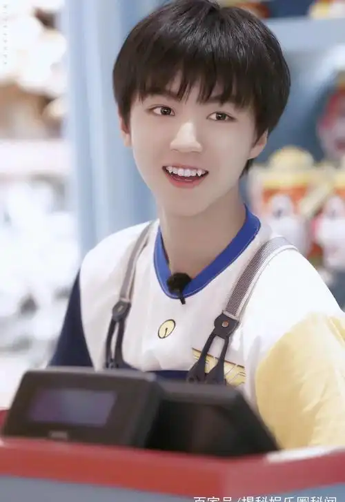 娱乐圈五大"笑容杀"男星,王俊凯阳光青涩,最后一位太治愈