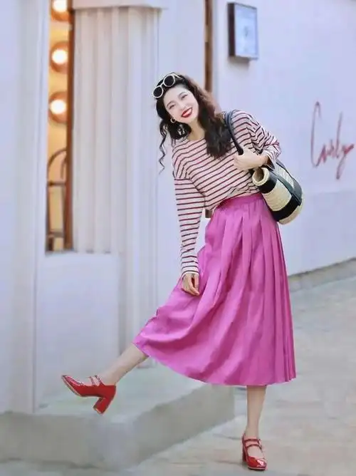 拍好看的全身照不求人,7个姿势学起来,照片高级人也美