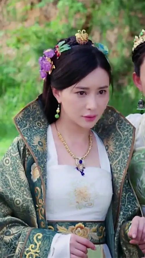 天泪传奇之凤凰无双-云妃/玉嫔-熊乃瑾饰