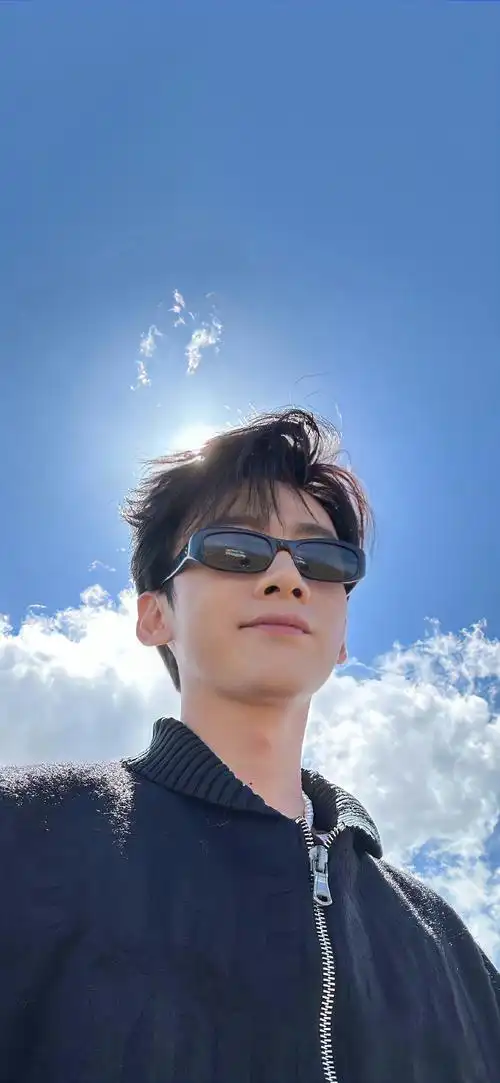 白敬亭壁纸真的太爱啦